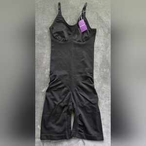 NWT HeyShape- Sculpting Shapewear Bodysuit - Size M